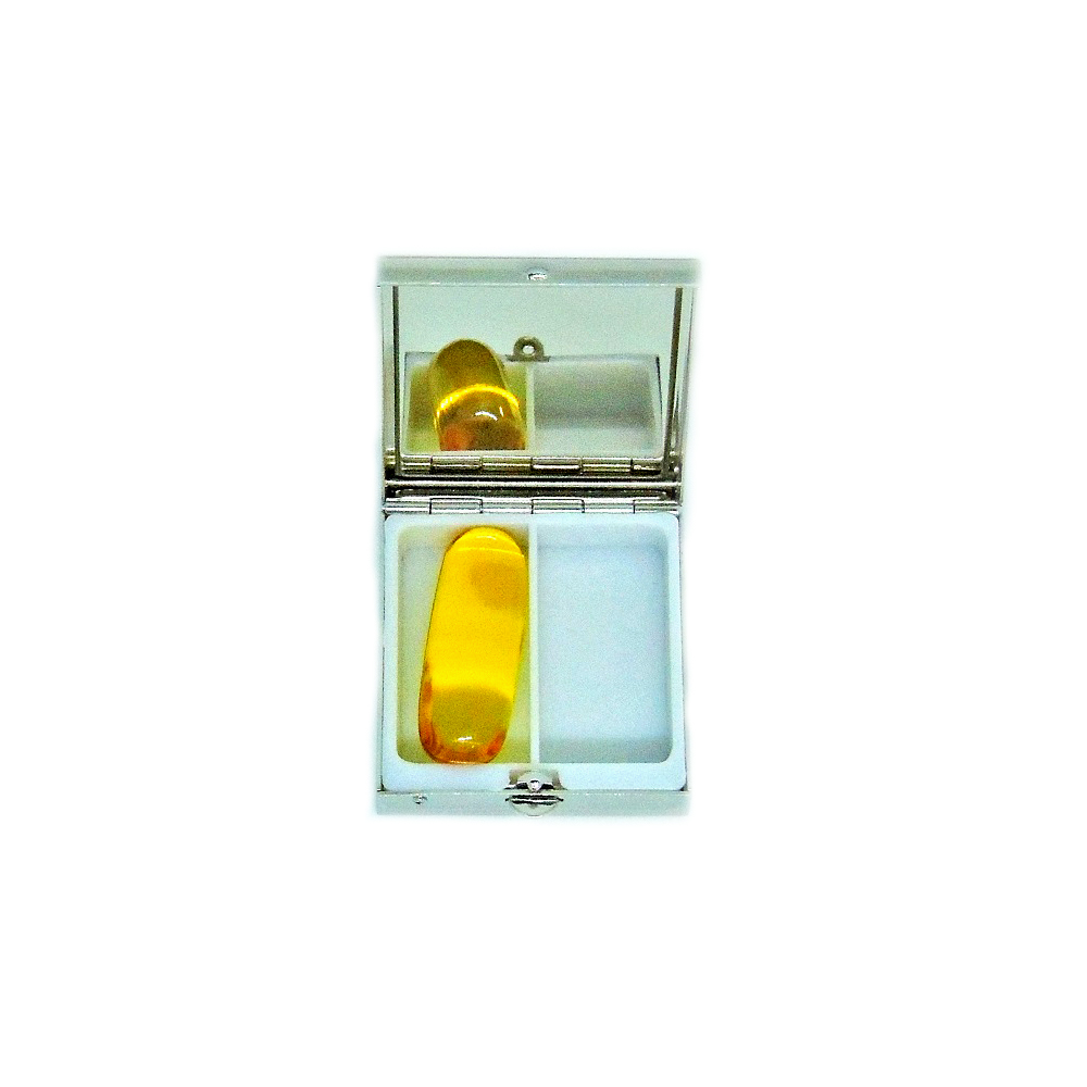 Square-shaped enamel pill box
